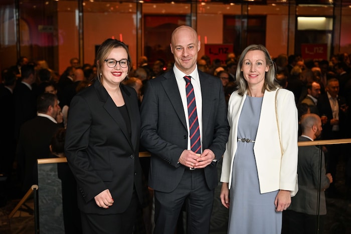 Prammers Stellvertreter: Merima Zukan, Martin Hajart und Karin Leitner (v.l.).