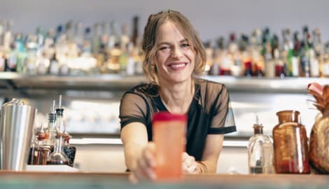 Die gebürtige Innsbruckerin Berit Glaser (38) darf sich „Barfrau des Jahres 2026“ nennen. 