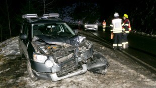 Eines der beiden Unfallautos auf der L88 