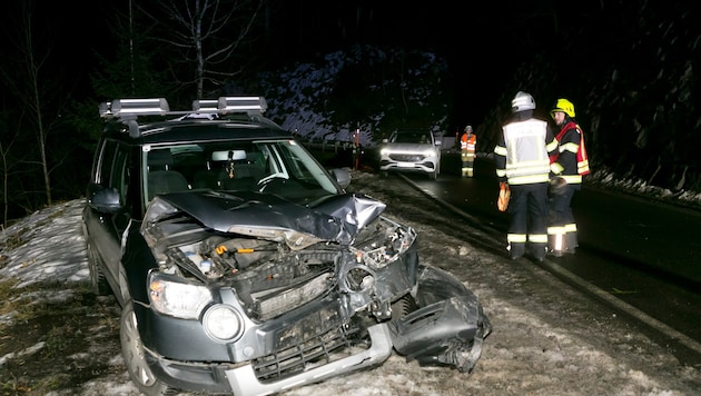 Eines der beiden Unfallautos auf der L88