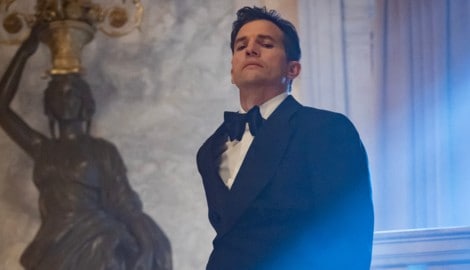 Ashton Kutcher als Tech-Milliardär in „The Beauty“.