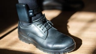 Eine Fußfessel für Gefährder soll weitere tragische Morde verhindern. 