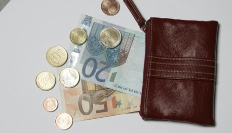 Das Geld kommt aufs Konto. Und geht gleich wieder.