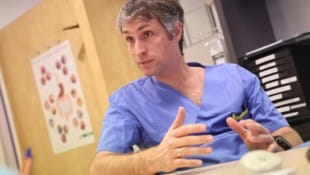 Der Mediziner Christoph Grander warnt davor, Symptome zu ignorieren.  