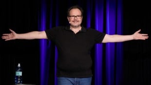 Perfekter Einstand im Solo auf der Kabarettbühne: Thomas Mraz im Niedermair