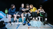 Ein starkes Frauenteam macht im Schauspielhaus die Szenen und inneren Monologe von „Mundtot“ ...