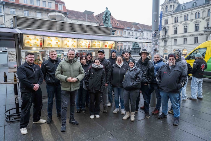 20 Vertreter der Krampus-Szene kamen zum „stillen Protest“.