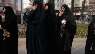 Ein iranischer Vertreter hatte Anfang der Woche von etwa 2000 Toten bei den Aufständen ...