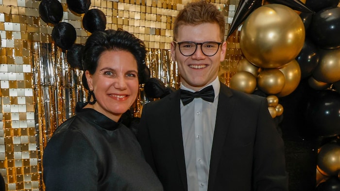 Sandra Hasenauer und Maximilian Aigner legten später noch eine flotte Sohle aufs Parkett.