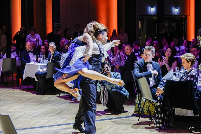 Florian Gschaider und Manuela Stöckl mit Showeinlage