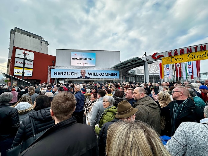 Etliche Zuschauer drängten am Samstag in die Halle.
