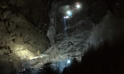 Bergretter und Flugrettung standen in der Nacht im Einsatz.