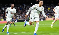 Kylian Mbappe (Mitte) erzielte per Elfmeter das 1:0.