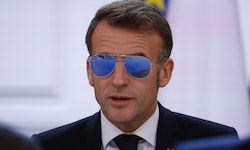 Mit seiner Brille löste Macron in Davos einen regelrechten Hype aus.