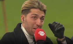 Kevin Kampl am Stadion-Mikro unter Tränen.
