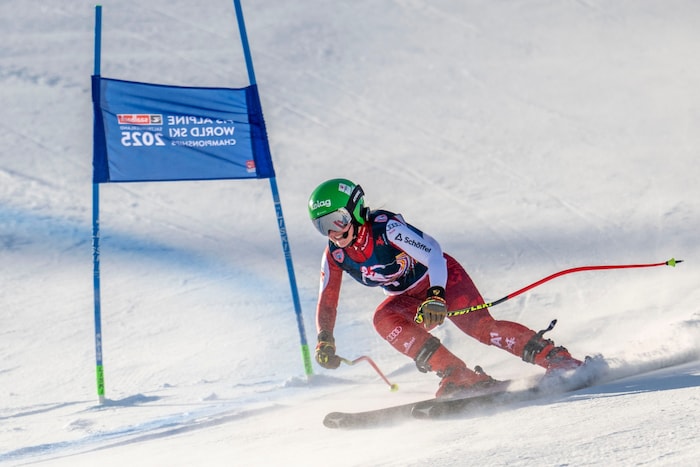 Elina Stary hatte Donnerstag noch eine Prüfung in der Schule. Dann fuhr sie Freitag und Samstag ...