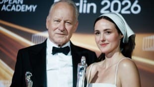 Die Hauptdarsteller Stellan Skarsgård und Renate Reinsve