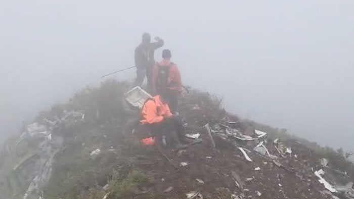 Die Rettungskräfte kämpfen mit dichtem Nebel.