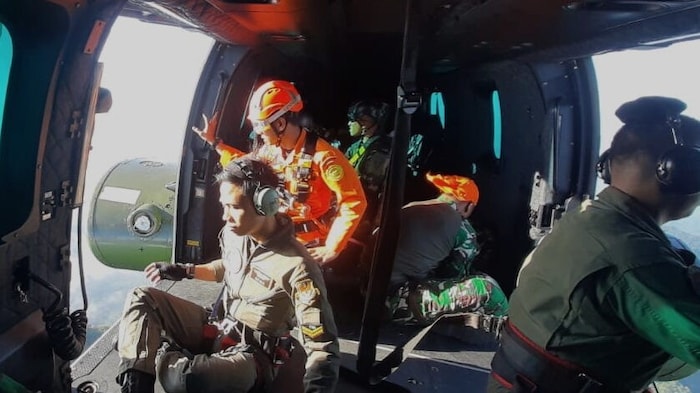 Die Trümmerteile wurden in einem Abhang eines Berges entdeckt.