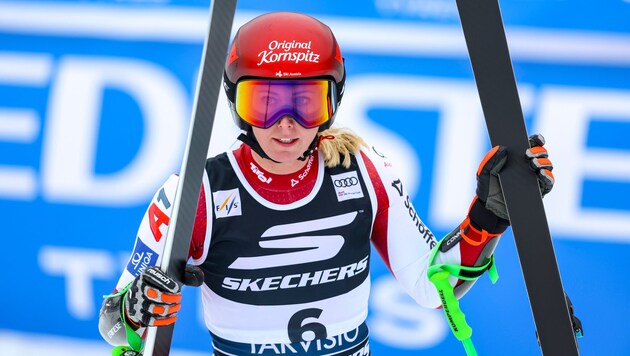 Cornelia Hütter fiel im Super-G weit zurück.