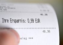 Die neue Steuerentlastung soll das Einkaufen billiger machen. Ob die Regierung allerdings mit so ...
