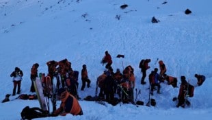 Einsatz der Bergretter nach dem Lawinenabgang im Großarltal.