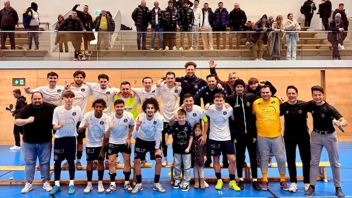 So sehen Sieger im Futsal aus: Der neue Zweitliga-Leader Inter Kleßheim