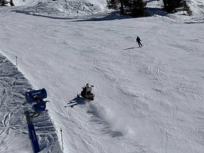 Abseits dieser Piste wurde der Tote aufgefunden.
