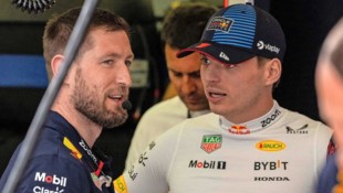 Max Verstappen (r.) mit seinem langjährigen Chefmechaniker Matt Caller