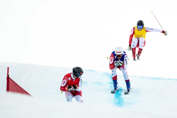Der Retzer Johannes Aujesky fährt im Skicross für Rot-Weiß-Rot regelmäßig starke Ergebnisse ein.