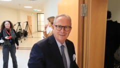 Ex-ÖVP-Chef Karl Mahrer vor Gericht.