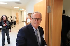 Ex-ÖVP-Chef Karl Mahrer vor Gericht.