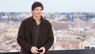 Ashton Kutcher ist heutzutage ein gefragter Star. Als Model wurde er dereinst gefeuert.