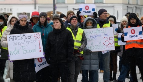 Das nichtärztliche Personal der Ordensspitäler will kürzere Dienstzeiten und mehr Geld