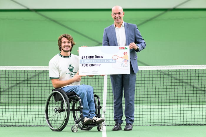 Nico Langmann mit Andreas Gunacker, Obmann der Wiener Garagen, Tankstellen und Servicebetriebe.