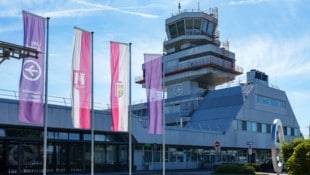 Selbst die Politik hebt nicht mehr vom Linz-Airport ab. 