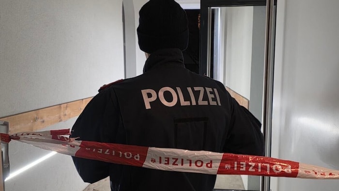 Der Tatort wurde von der Polizei abgesperrt.