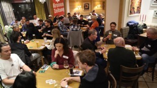 128 leidenschaftliche Kartenspieler waren bei der letzten Bezirksausscheidung dabei.