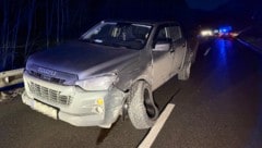 Aufgrund des Unfalls musste die Landesstraße komplett gesperrt werden.