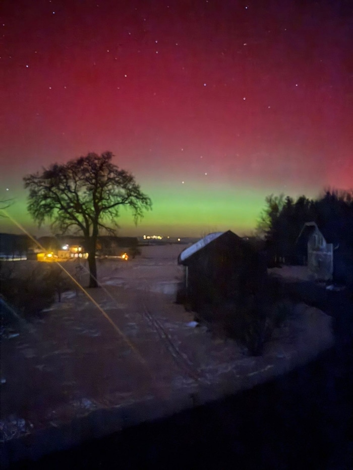 Auch in Krenglbach (OÖ) konnten Leserreporter die Polarlichter festhalten.