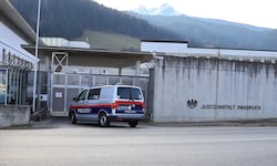 Der 17-Jährige wurde in die Justizanstalt Innsbruck eingeliefert (Archivbild).