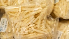 Für die Wildtiere können die Pommes gefährlich werden. (Symbolbild)