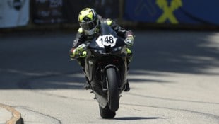 ThomasThomas „Uccio“ Altendorfer darf auf der Isle of Man Vollgas geben.