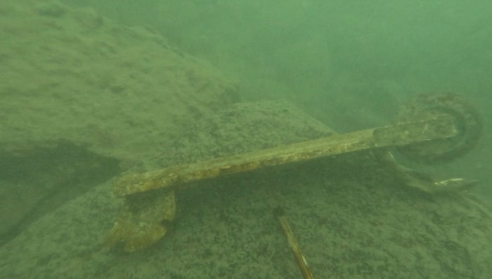 Bild vom Grund der Drau – hier wurde ein Scooter geborgen.