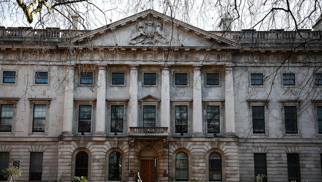 Auf dem Gelände des historischen Royal-Mint-Gebäudes darf China seine Botschaft errichten.