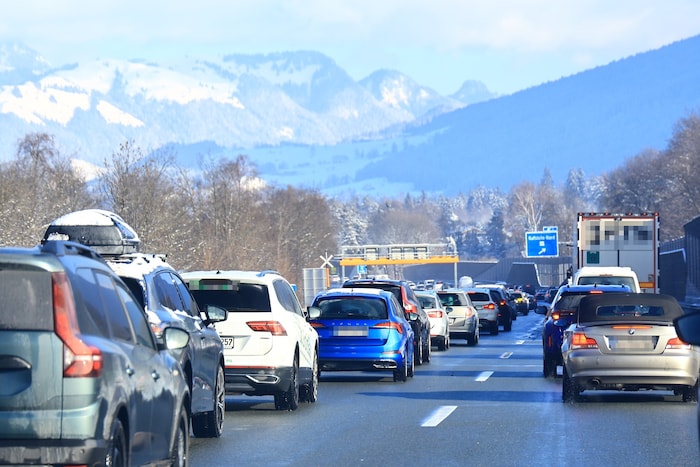Die Schattenseiten des Urlauberansturms: Rund um die Weihnachtsferien gab es viele Staus.