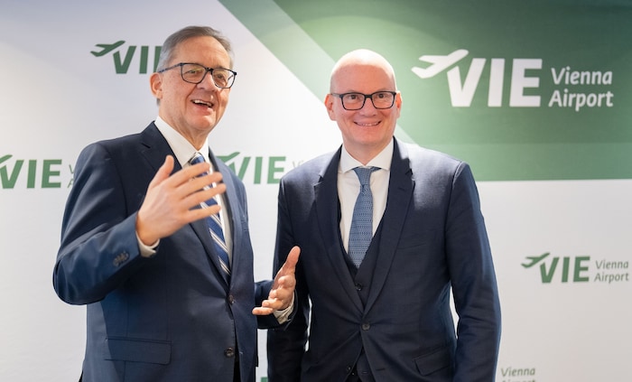 Die Flughafen-Wien-Vorstände Günther Ofner (li.) und Julian Jäger sind für eine Abschaffung der ...