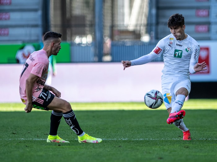 17 Spiele absolvierte der Deutsch-Russe (re.) für die WSG Tirol.