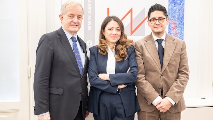 Präsident Johannes Steinhart mit Vizepräsidenten Naghme Kamaleyan-Schmied und Eduardo ...