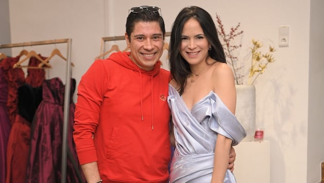 Die ehemalige Miss Earth-Air Katia Wagner wird für den Opernball von Modedesigner Alexis F. ...